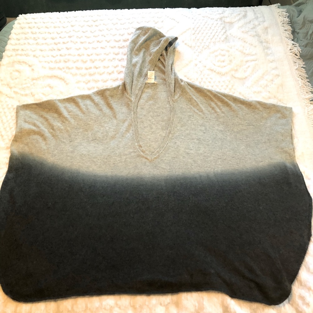 Promesa USA poncho, one size, gray to blue ombré
